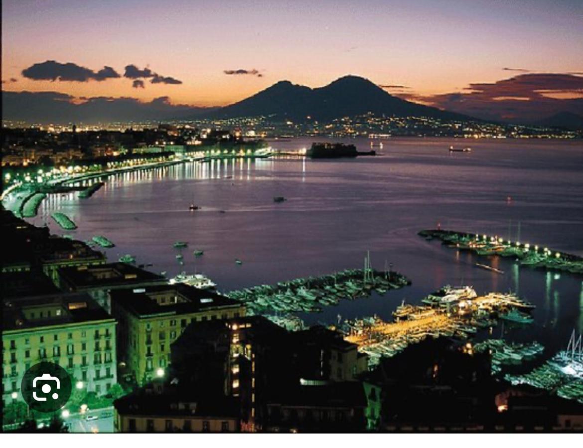Apartamento Napoli Sunny Charme Exterior foto